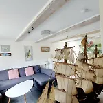 Hochwertiges Fischerhus Mit Terrasse Und Grill * Greifswald