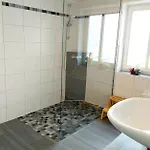Hochwertiges Fischerhus Mit Terrasse Und Grill Сasa de vacaciones