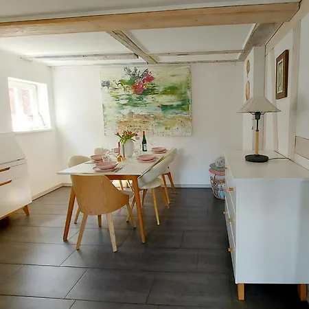 Hochwertiges Fischerhus Mit Terrasse Und Grill Prázdninový dům