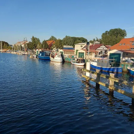 Hochwertiges Fischerhus Mit Terrasse Und Grill * Greifswald