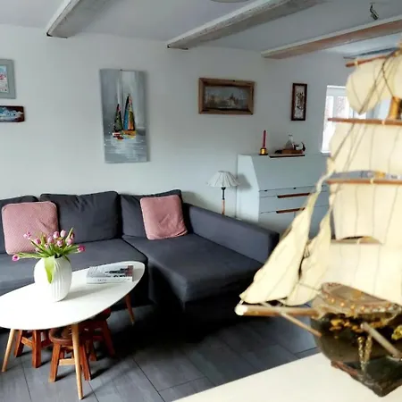 Hochwertiges Fischerhus Mit Terrasse Und Grill * Greifswald