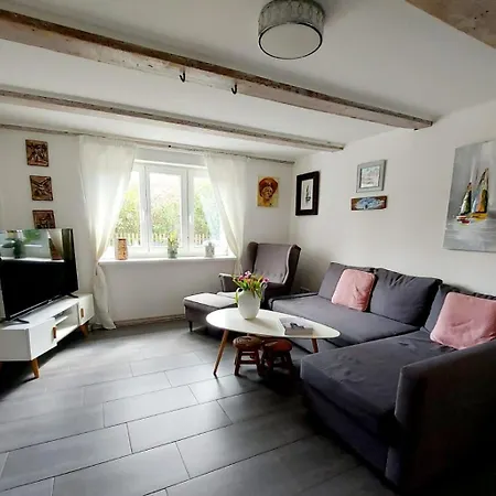 Hochwertiges Fischerhus Mit Terrasse Und Grill Prázdninový dům