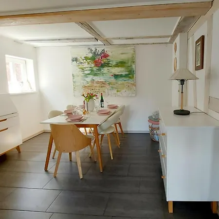Prázdninový dům Hochwertiges Fischerhus Mit Terrasse Und Grill *