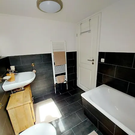 Hochwertiges Fischerhus Mit Terrasse Und Grill Prázdninový dům *