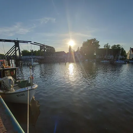 Hochwertiges Fischerhus Mit Terrasse Und Grill Nyaraló