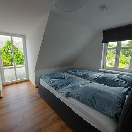 Hochwertiges Fischerhus Mit Terrasse Und Grill * Greifswald