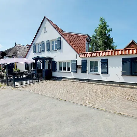 Nyaraló Hochwertiges Fischerhus Mit Terrasse Und Grill *