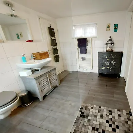 Prázdninový dům Hochwertiges Fischerhus Mit Terrasse Und Grill *