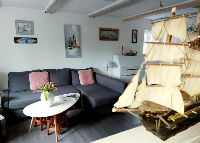 Hochwertiges Fischerhus Mit Terrasse Und Grill * Greifswald