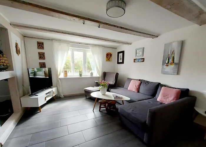 Hochwertiges Fischerhus Mit Terrasse Und Grill Nyaraló