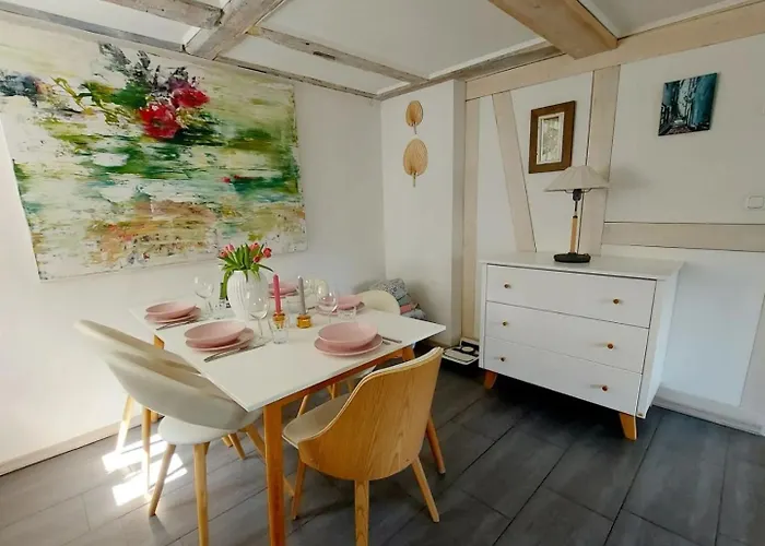 Nyaraló Hochwertiges Fischerhus Mit Terrasse Und Grill Greifswald